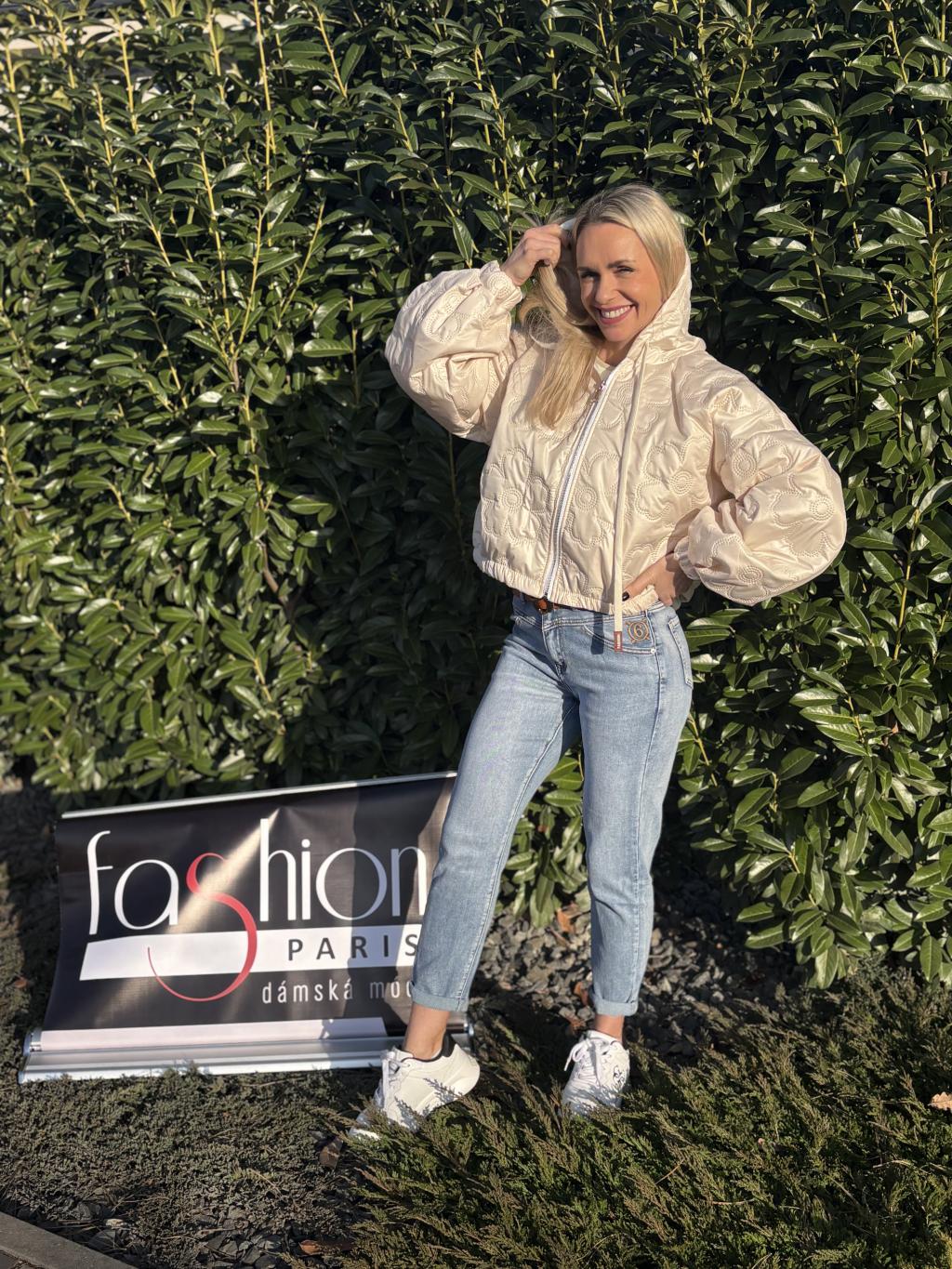 Nab�dka oble�en�